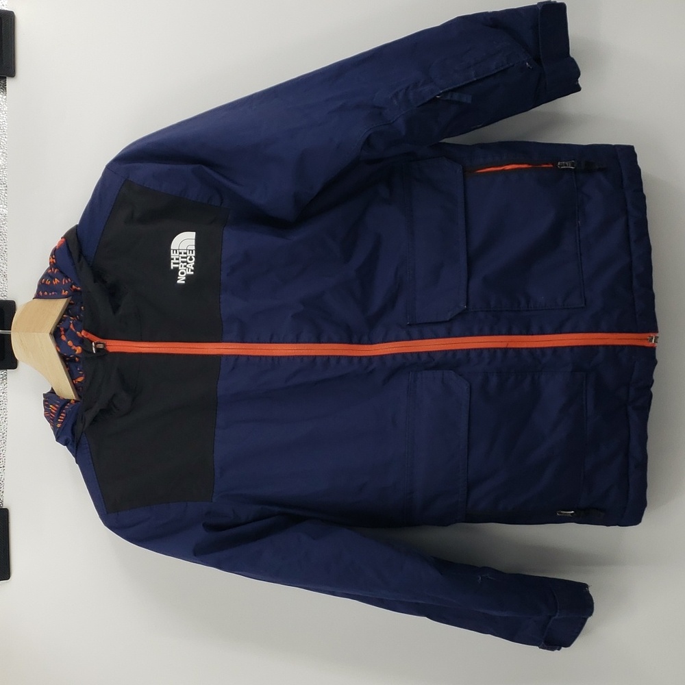 THENORTHFACE BOYS SIZE MEDIUM SNOW JACKET